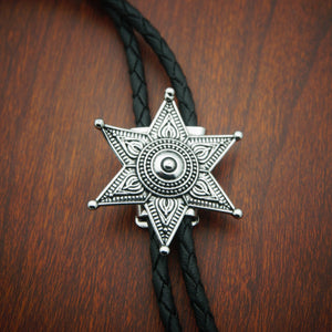 Bolo tie i silver med stjärnhänge Silver