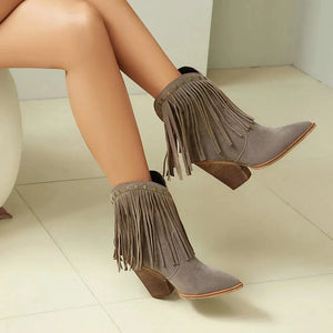 Cowgirl-Ankelboots i Mocka med Fransar