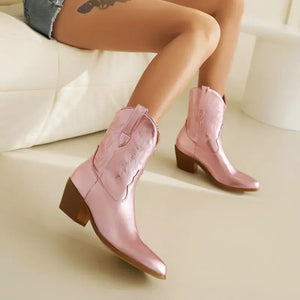 Låga cowboyboots i glänsande läderlook med broderi