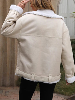 Varm beige shearlingjacka i skinnimitation