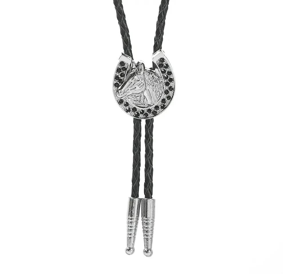 Bolo tie med hästhuvud och glittrande hästsko Svart