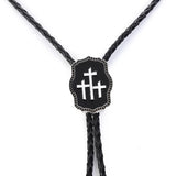 Bolo tie med korsmotiv i svart emalj Vit