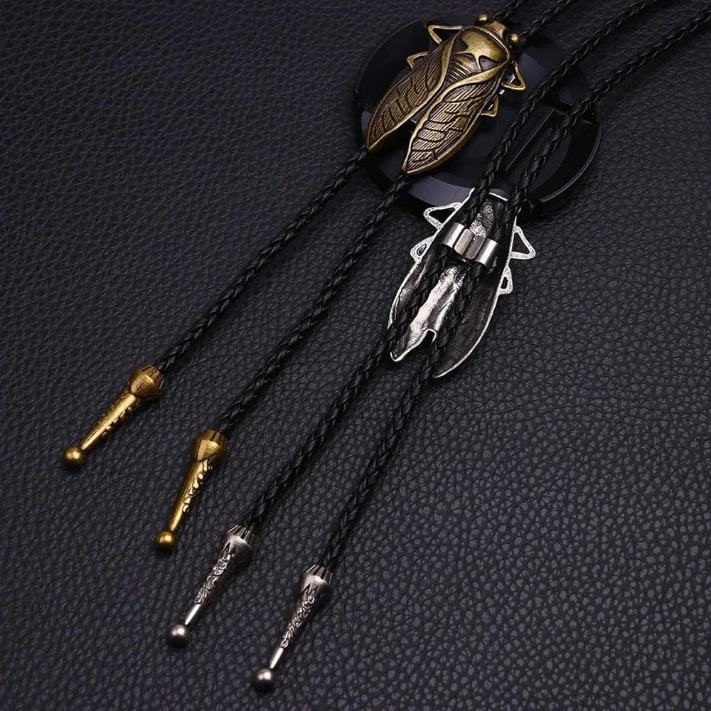 Bolo tie med metallcikada