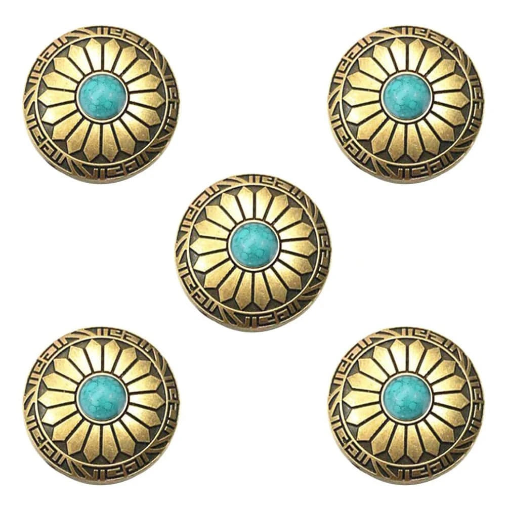 Concho i Mässing med Solblomdesign och Färgad Sten Grön