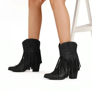 Korta Cowgirl Boots i Mocka med Fransar