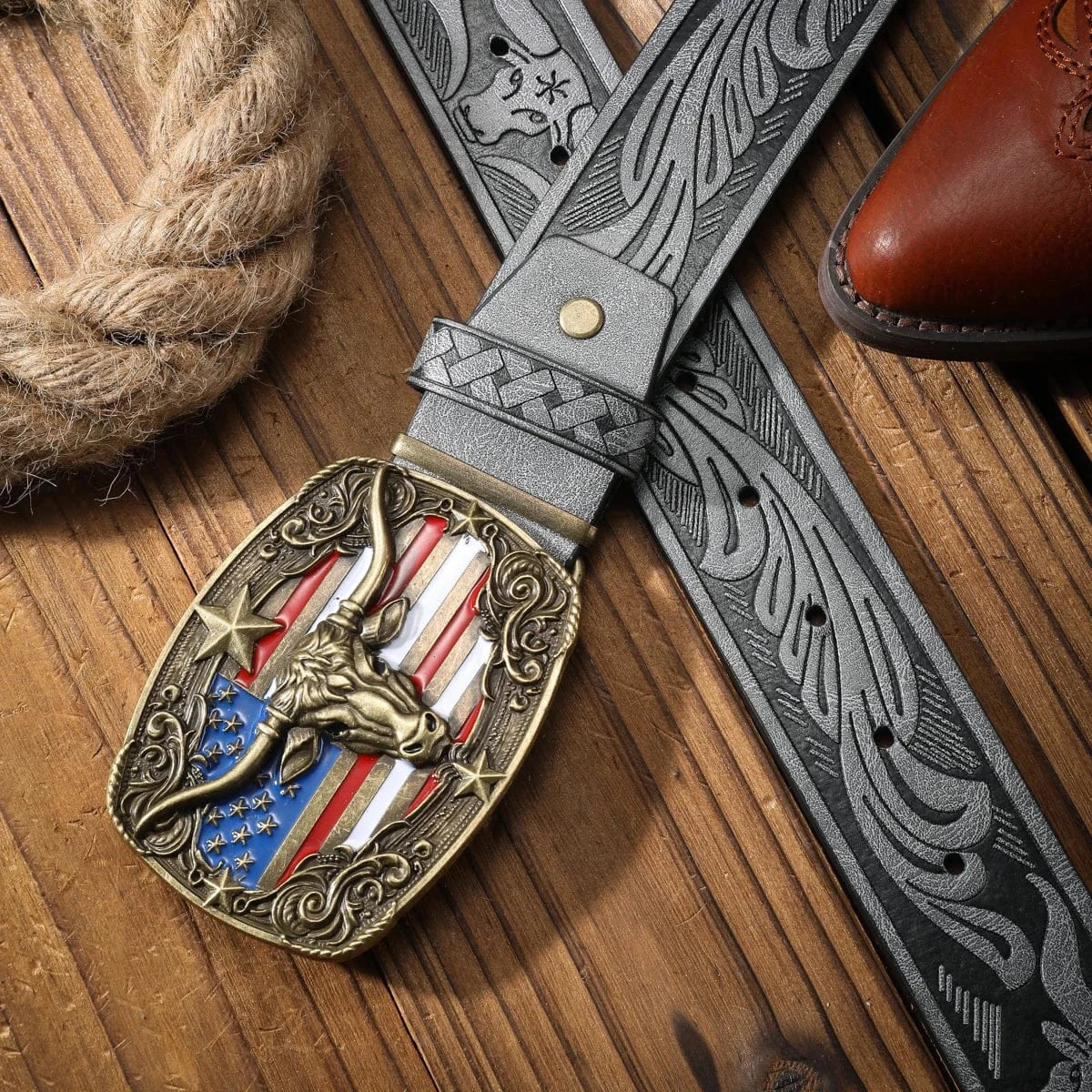 Cowboybälte med amerikansk flagga och Tjurspänne