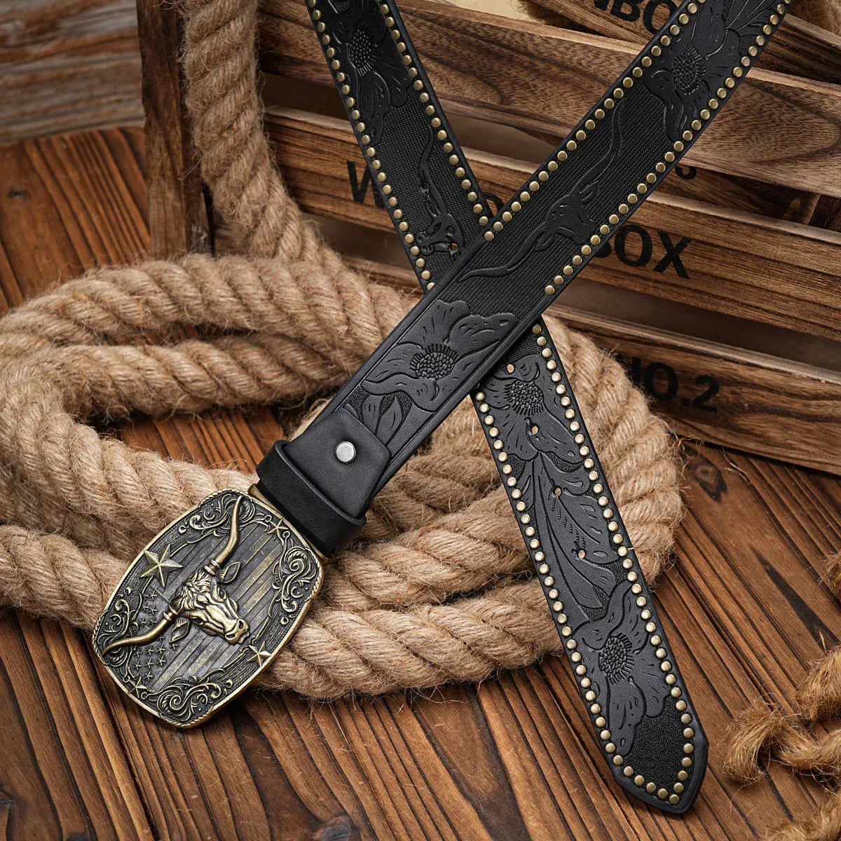 Cowboybälte med vintage longhornsspänne