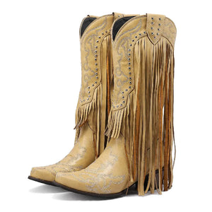 Cowboyboots med fransar och broderi i västernstil