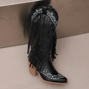 Cowboyboots med tofsar och broderad vintageinspirerad design