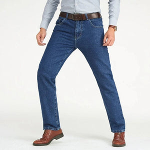 Klassiska raka jeans för män