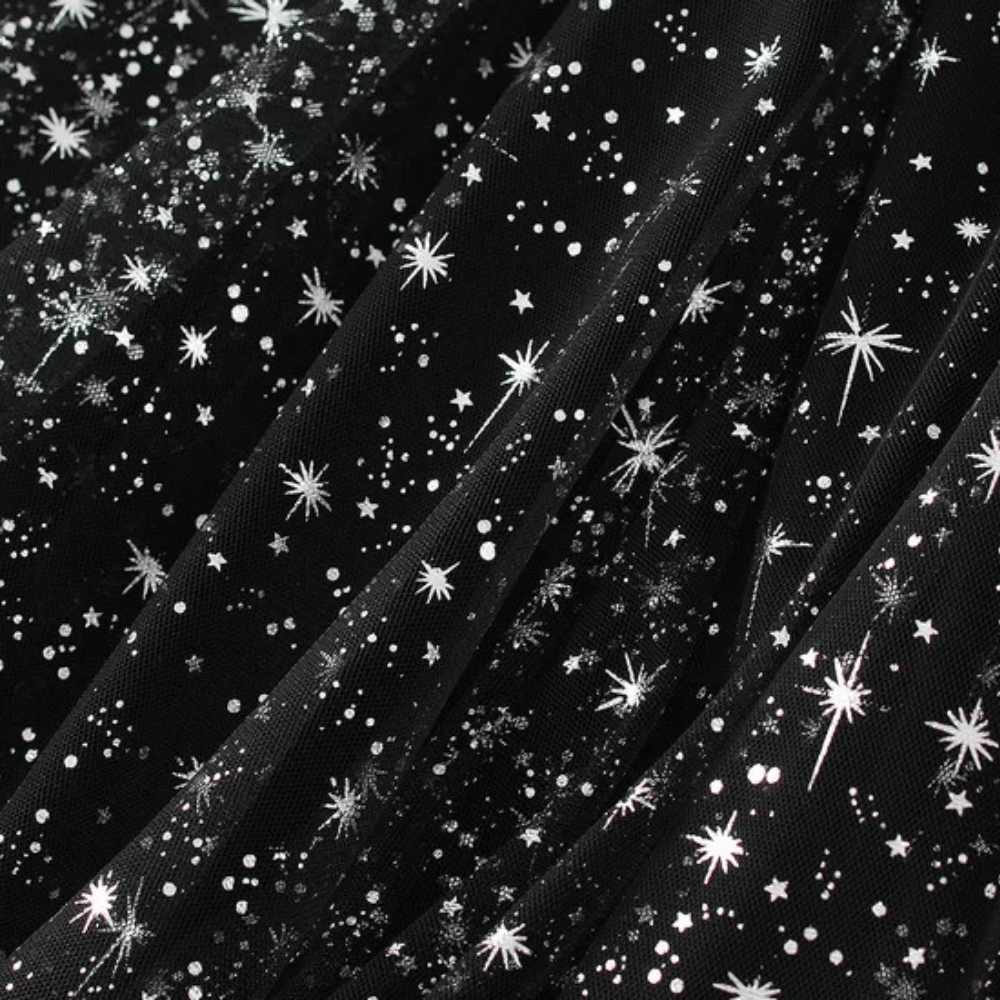 Lång tyllkjol med glittrig stjärnhimmel
