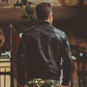 Svart bomber jacka