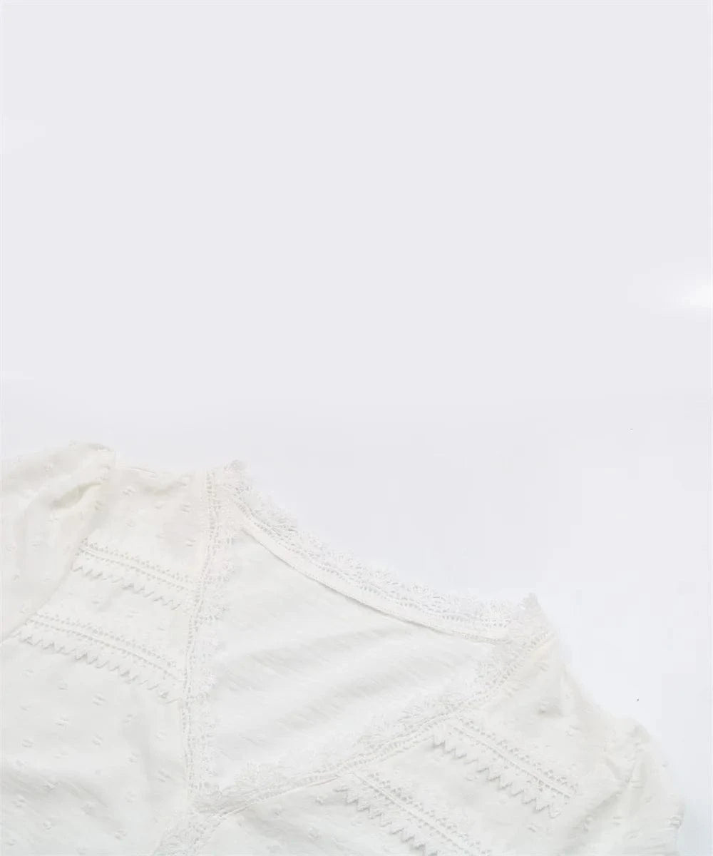 V ringad blus dam