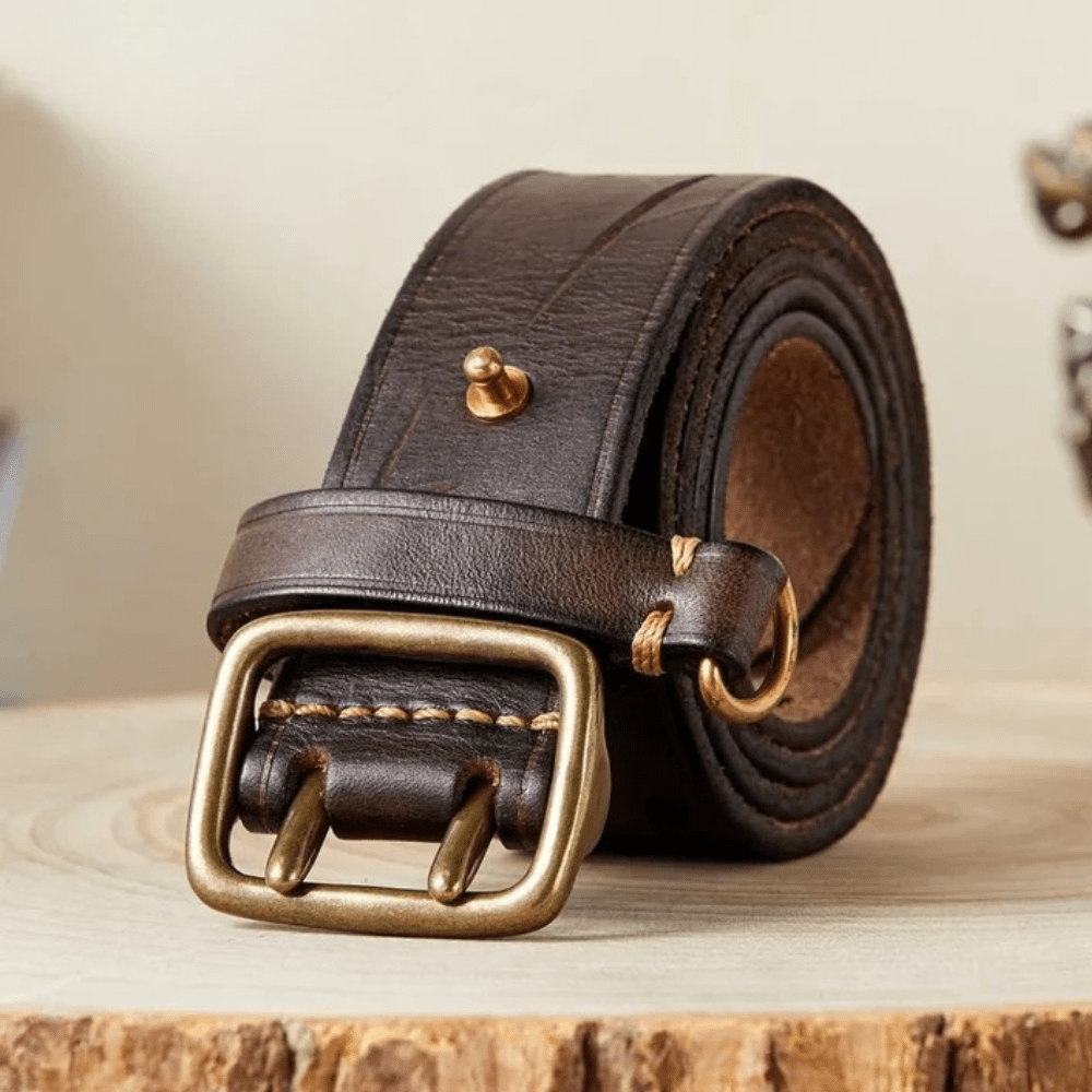 Vintageinspirerat westernbälte i äkta läder med robust dubbelspänne