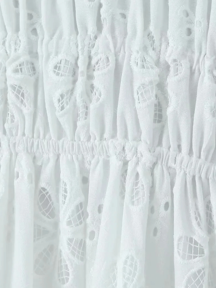 Vit klänning broderi anglaise